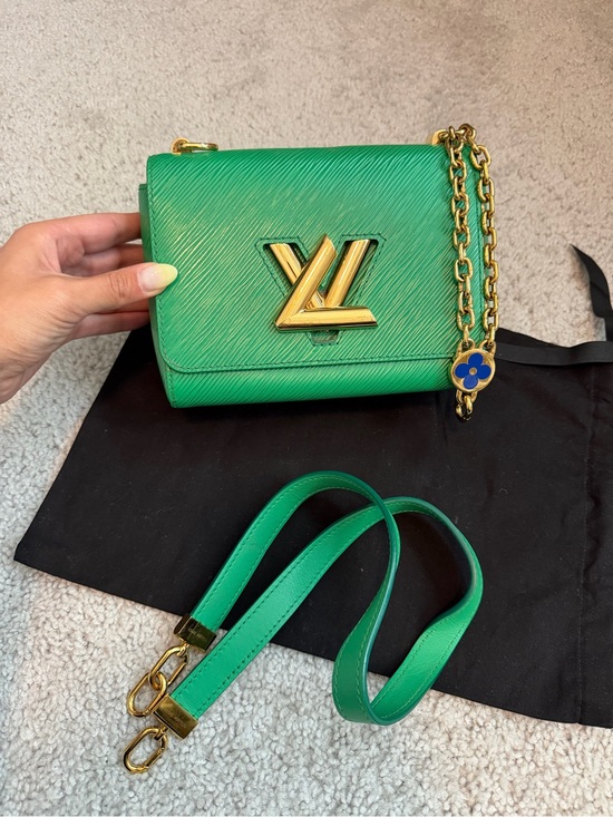 Louis Vuitton Handbags - Louis Vuitton Green Epi Twist Shoulder Bag!